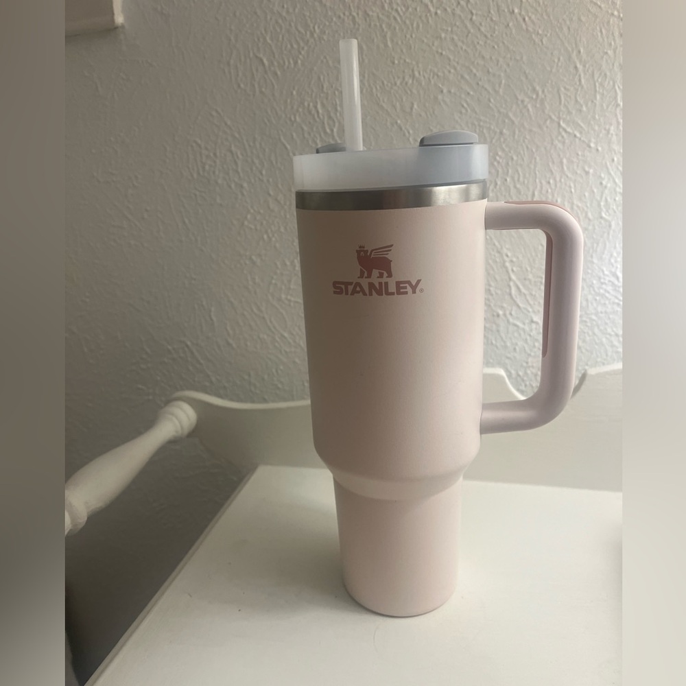 40 OZ Stanley tumbler